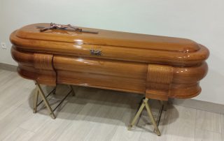 Ataúd o féretro Mediterráneo Innova MOD 216-B 3200 - Funeraria Romero